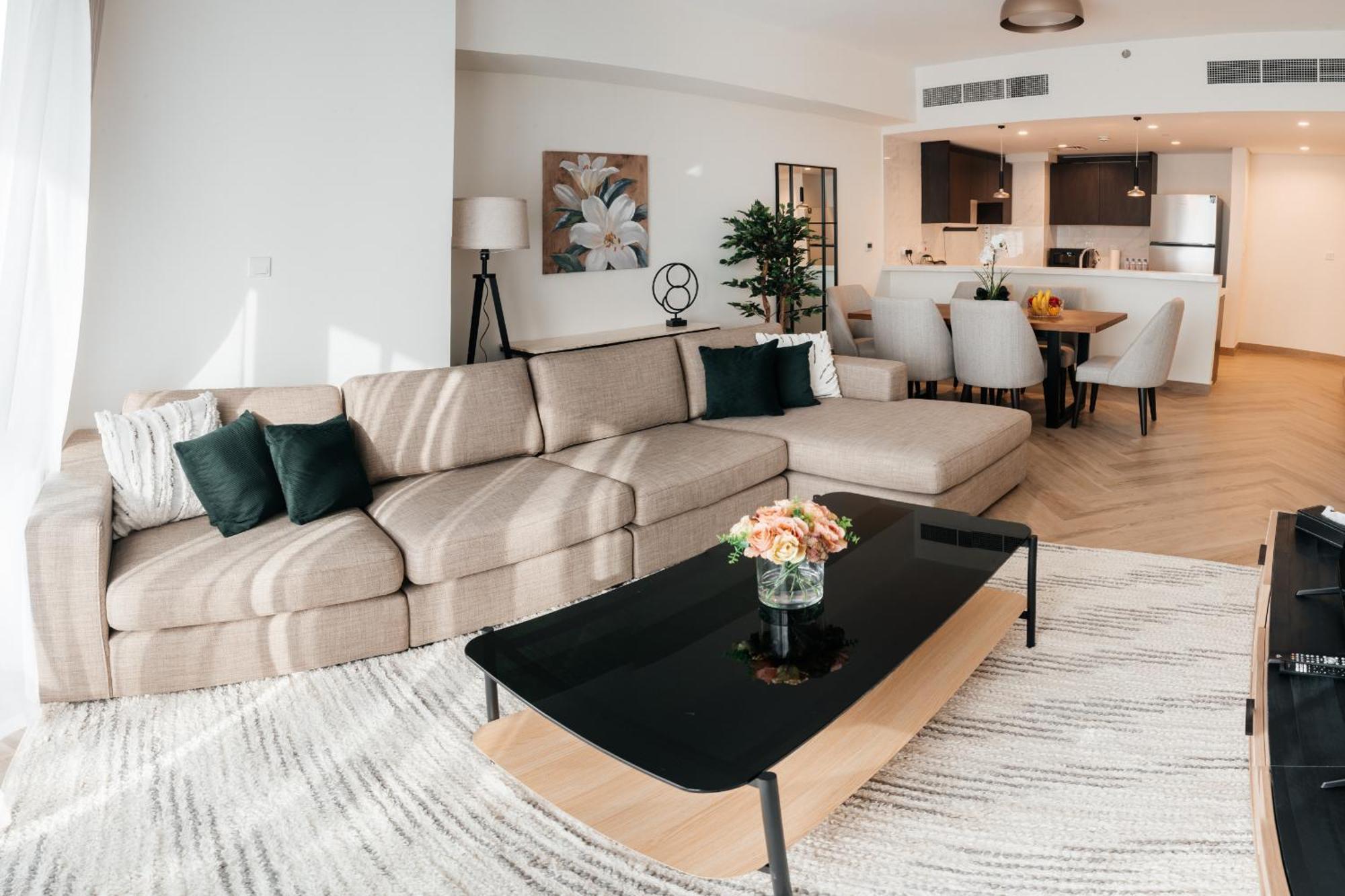 Luxe 2br At 1 Residences Wasl Near Metro Station Apartment